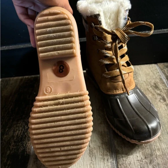 Boots - Picture 6 of 6